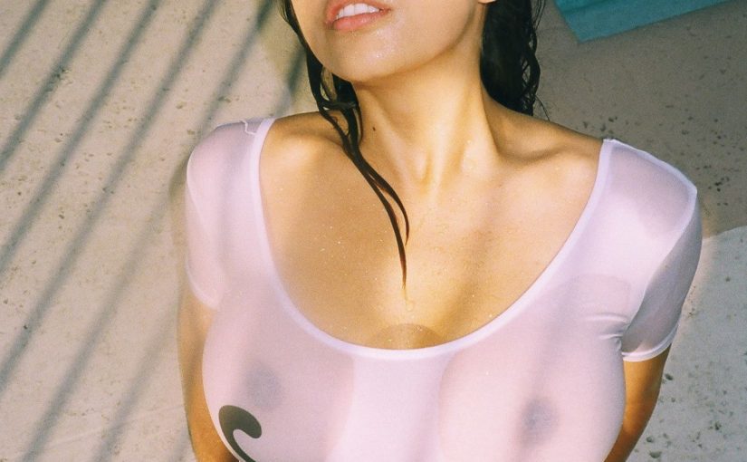 45 Sexy Girls With Wet Tshirts NSFW Photo Gallery